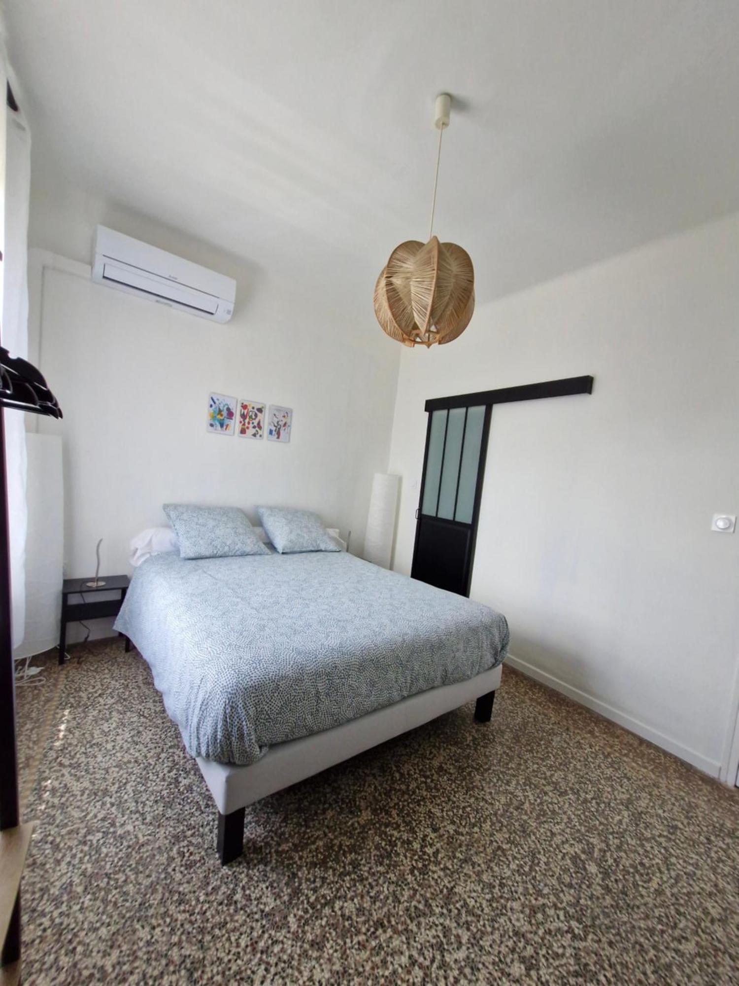 Chambre Sommières Екстериор снимка